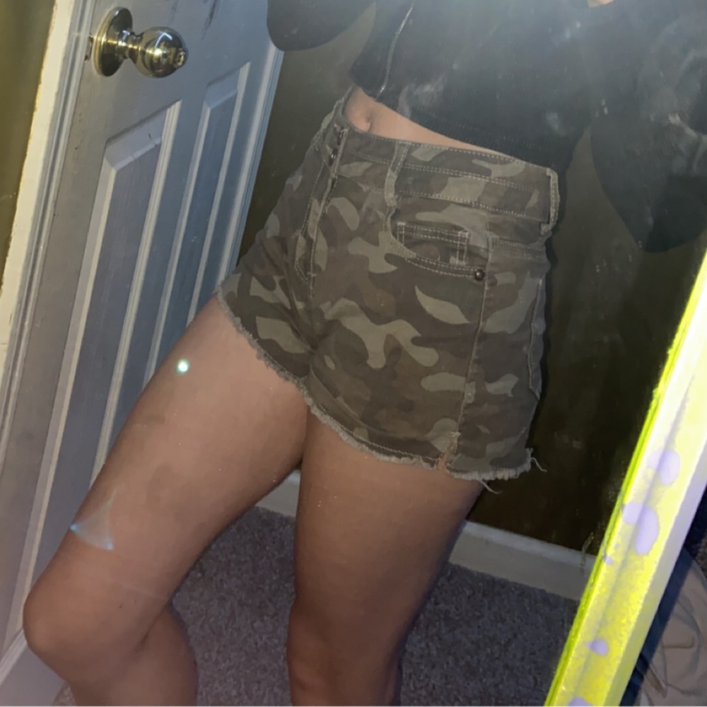 Vanilla Star high rise camouflage jean shorts